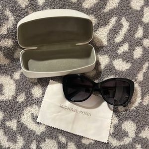 Black Michael Kors sunglasses gently used